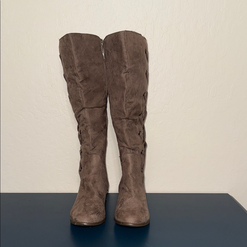 Women’s Tall Lace-Back Suede Boots - Brown